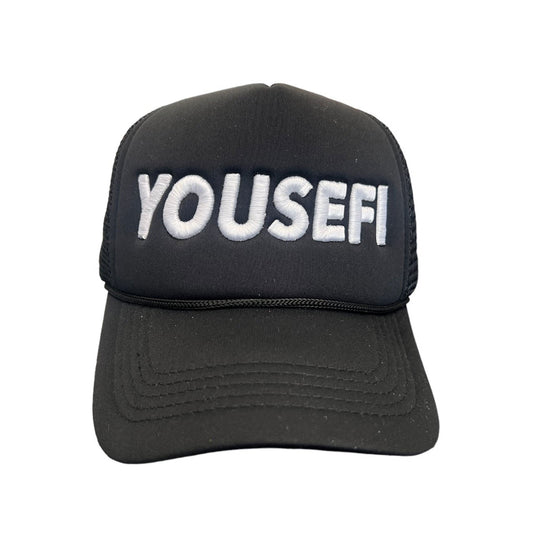 YOUSEFI BLACK/WHITE PUFF CAP